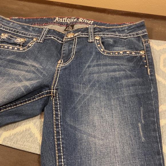 Antique Rivet Designer Jeans - Picture 3 of 8